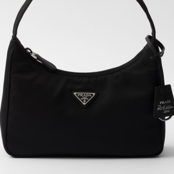 Authentic Prada re-edition 2000 mini bag - Picture 5 of 7